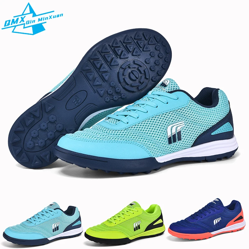 

Men Soccer Shoes Rubber Soft Nails Breathable Cleats Professional Teenager Outdoor Lawn Original Futsal Football Sneakers
