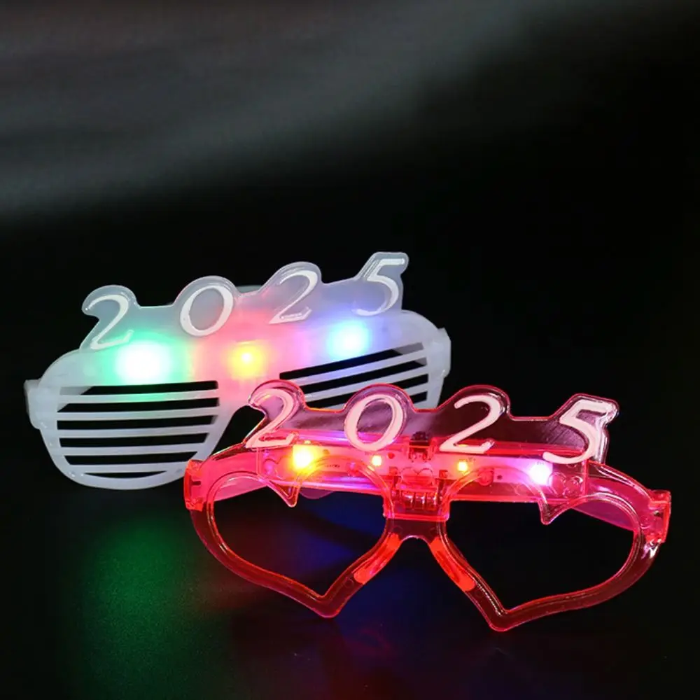 

Number Letter 2025 Happy New Year Glow Glasses Photographic Ornaments Light Up 2025 LED Glow Glasses Plastic Colorful