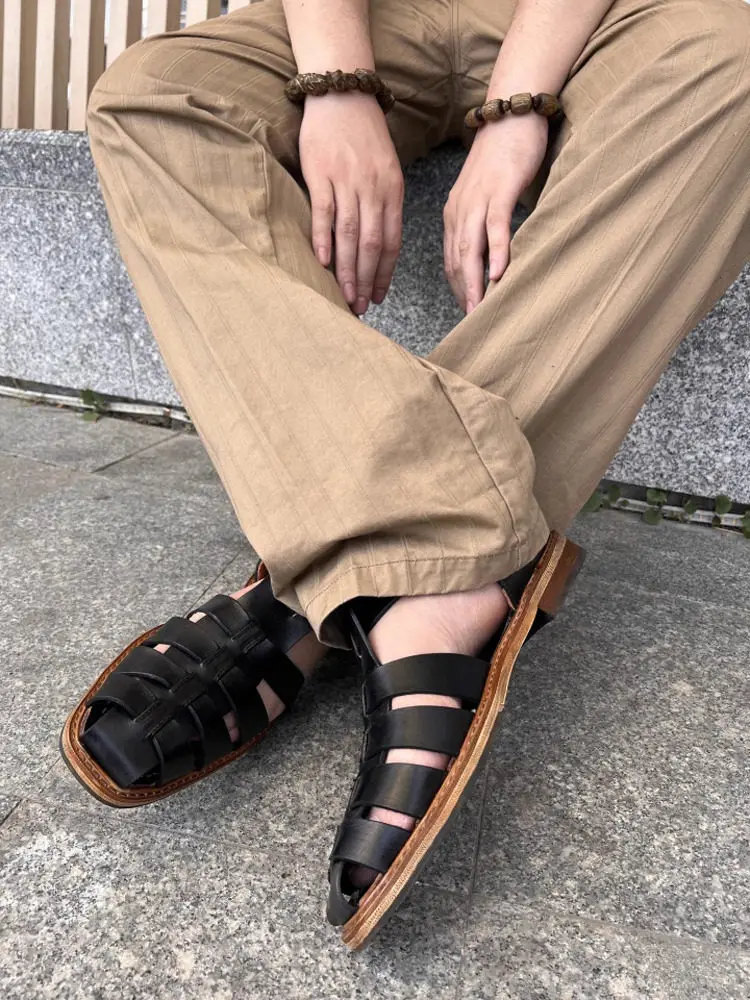 

New Men's Genuine Leather Sandals Vintage Hollow Woven Business Pure Baotou Layer Cowhide Roman Sandals Summer