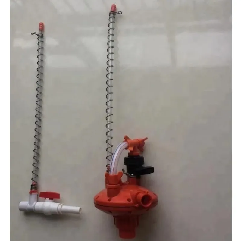 

Эффективный автоматический регулятор давления воды для птицефабрик: новое оборудование для системы поения птицы в птичниках