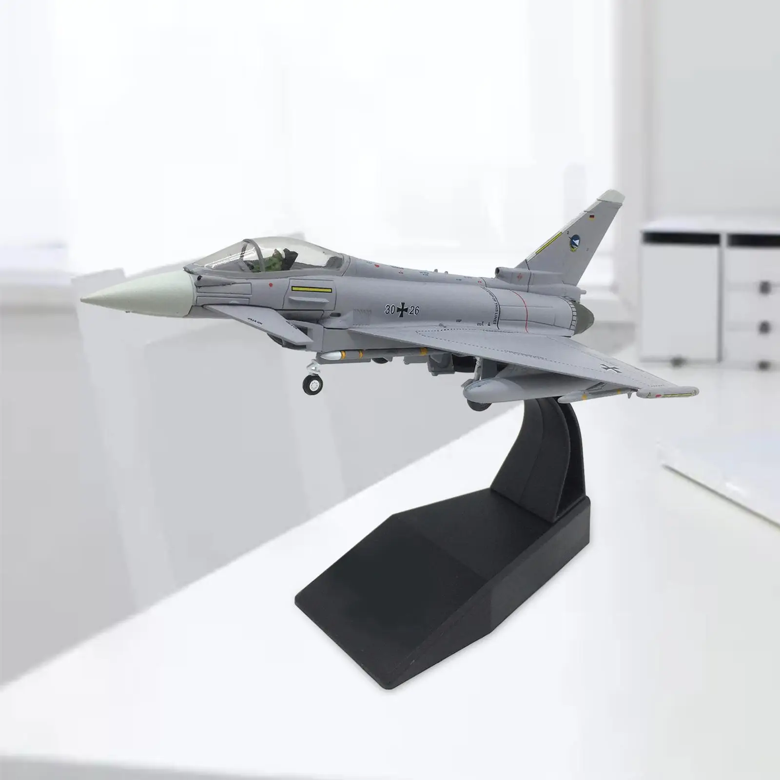 

1:100 Aircraft Model with Display Base, Alloy Model Helicopter, Simulation Retro