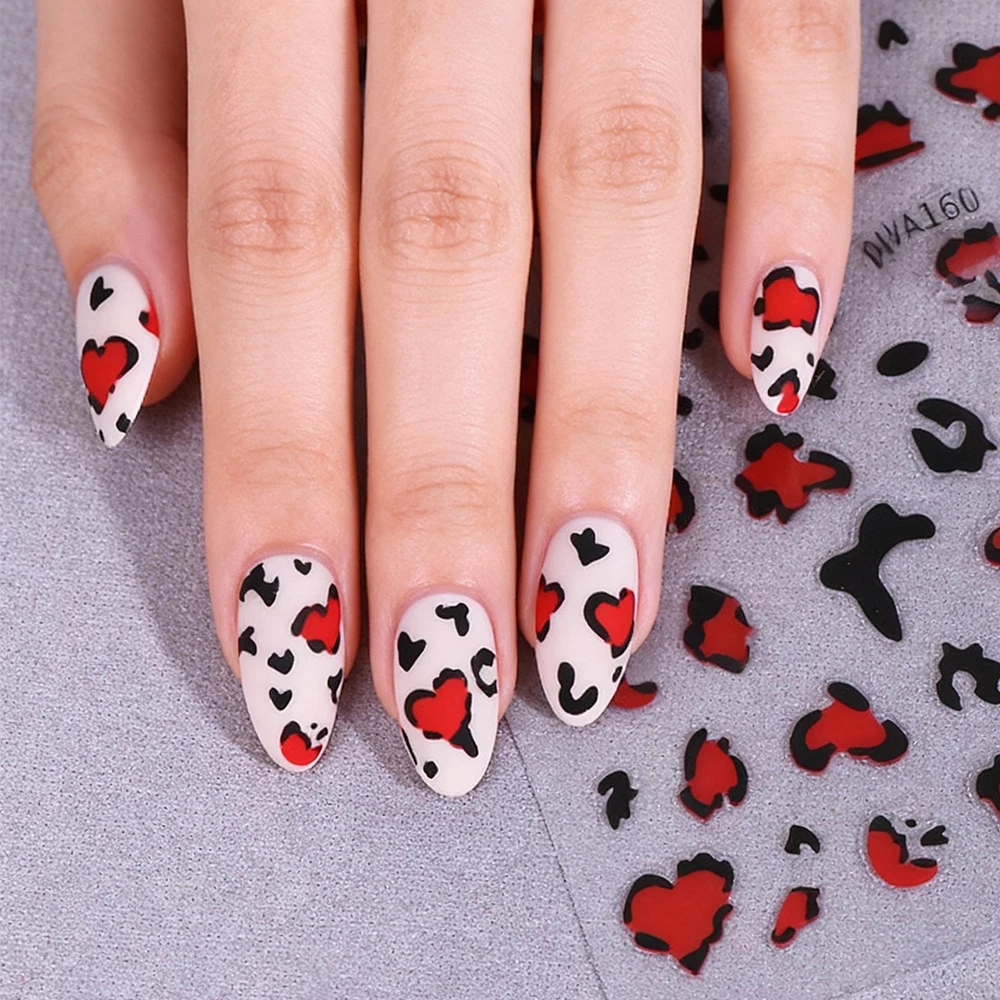 สติกเกอร์ติดเล็บลายเสือดาวสีดำแดง/ลายหัวใจฝรั่งเศสประดับกลิตเตอร์ ดีไซน์เซ็กซี่สำหรับวันวาเลนไทน์ ลายเสือดาวตกแต่งเล็บ DIY