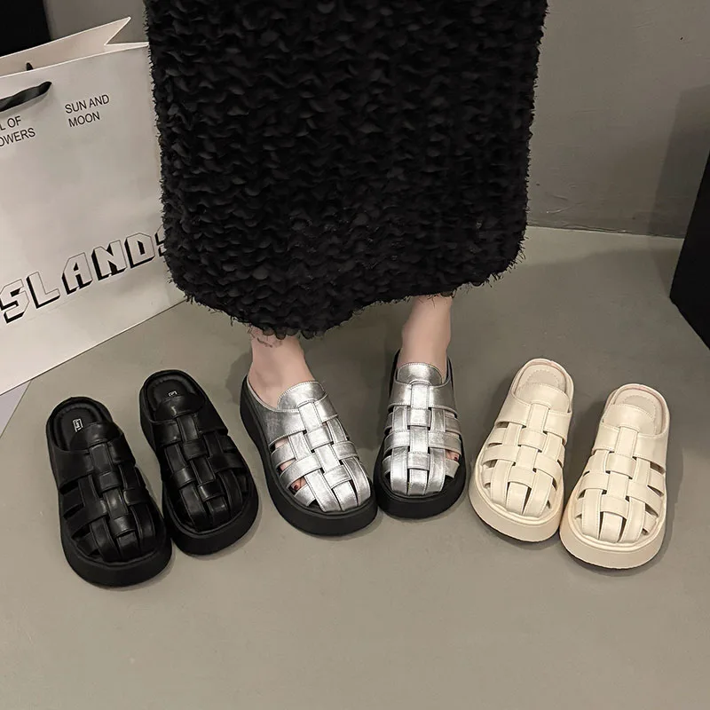 

Woven Toe-Covered Slippers, New Summer Style for Outdoor Wear, Platform Chunky Sole, Versatile Hollow-Out Elevator Roman Sandals