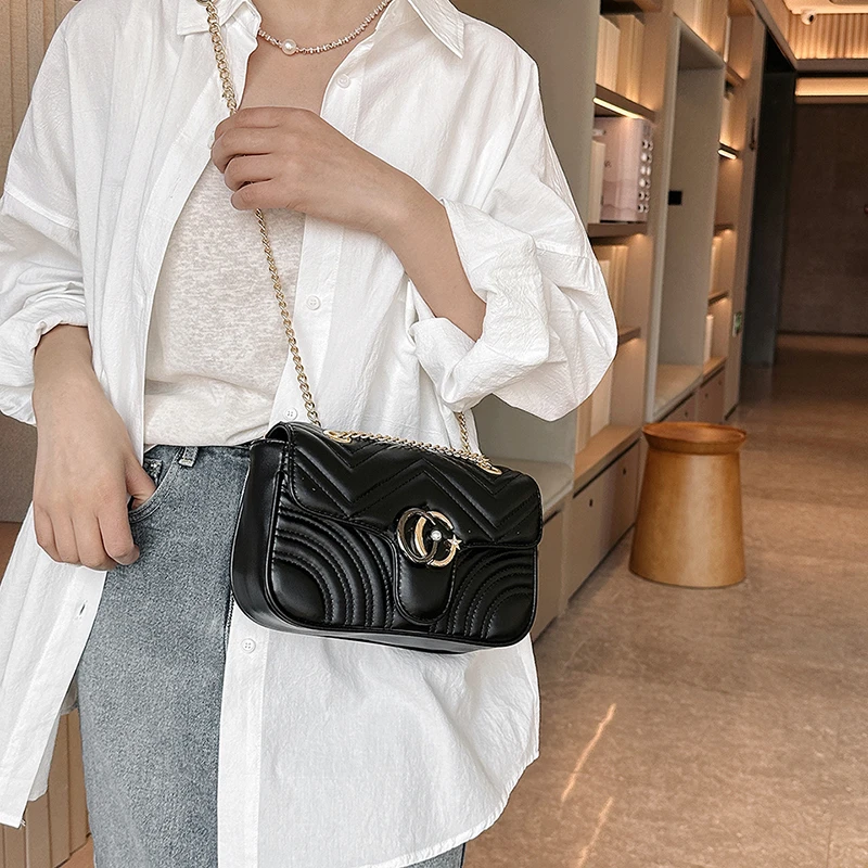 

Элегантная кожаная большая сумка Paris Fashion Week Style Большая вместительная сумка для покупок с винтажными латунными аппаратными акцентами