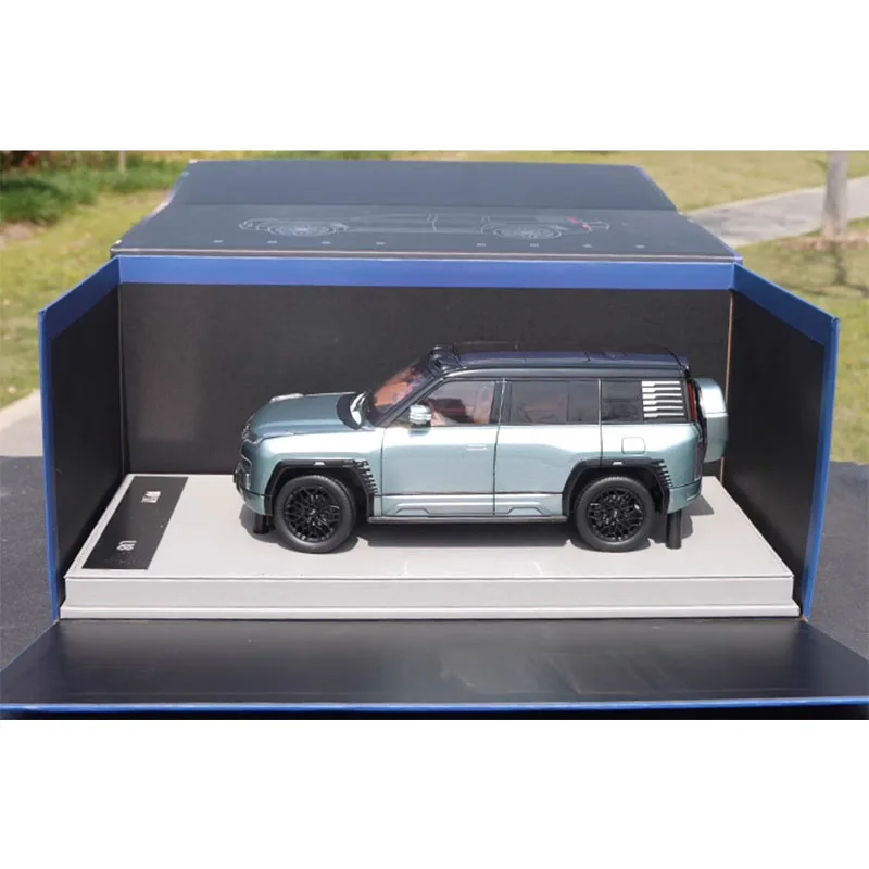 1:18 Scale Diecast Alloy BYD Yangwang U8 Off-road Vehicle SUV Toys Cars Model Classics Adult Souvenir Collection Gifts Display