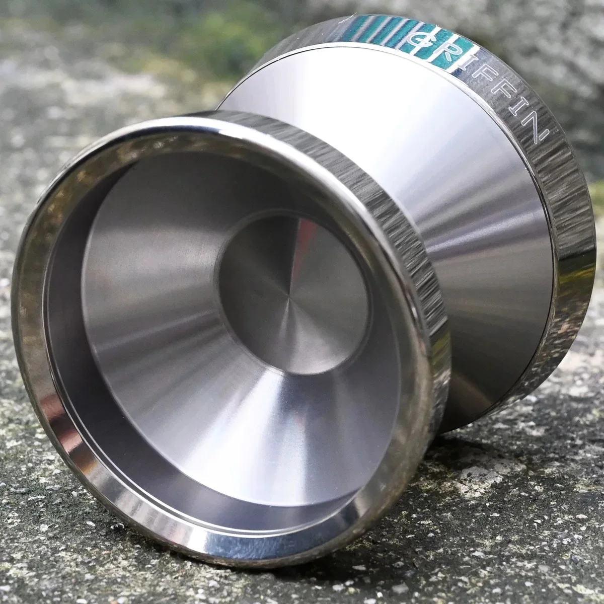 Yoyo professionnel en alliage d'aluminium 7075, plusieurs couleurs, avec anneau métallique en alliage de titane incrusté rotatif 1A3A5A