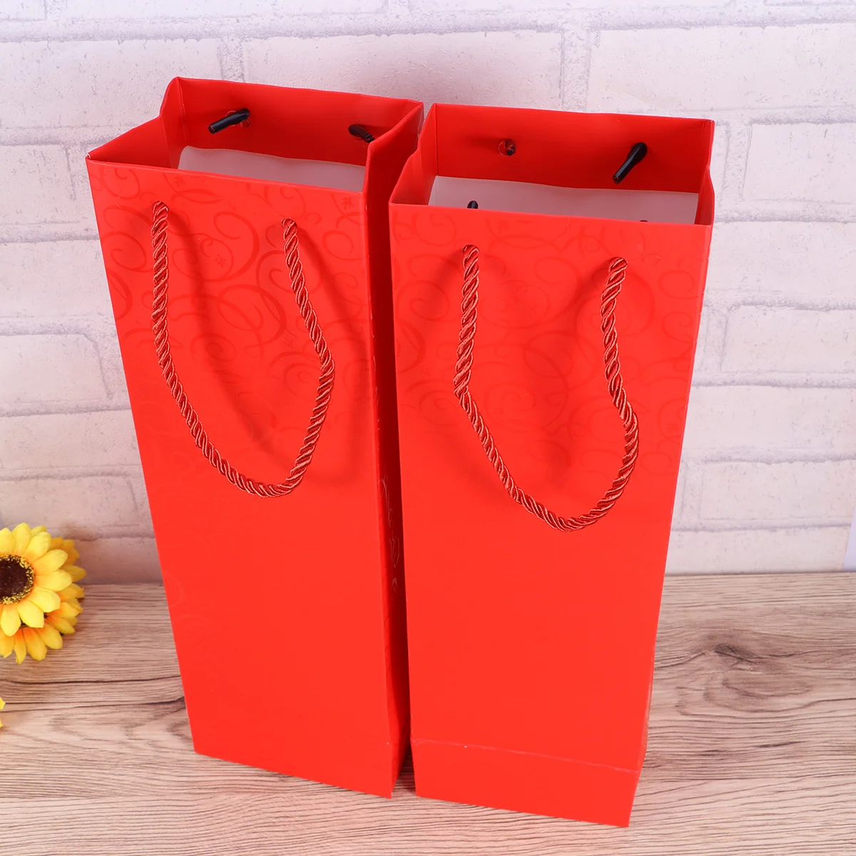 

8 Pcs Premium Gift Bags Single Bottle Delicate UV Process Hand Bags Cardboard Paper Bags (Red)