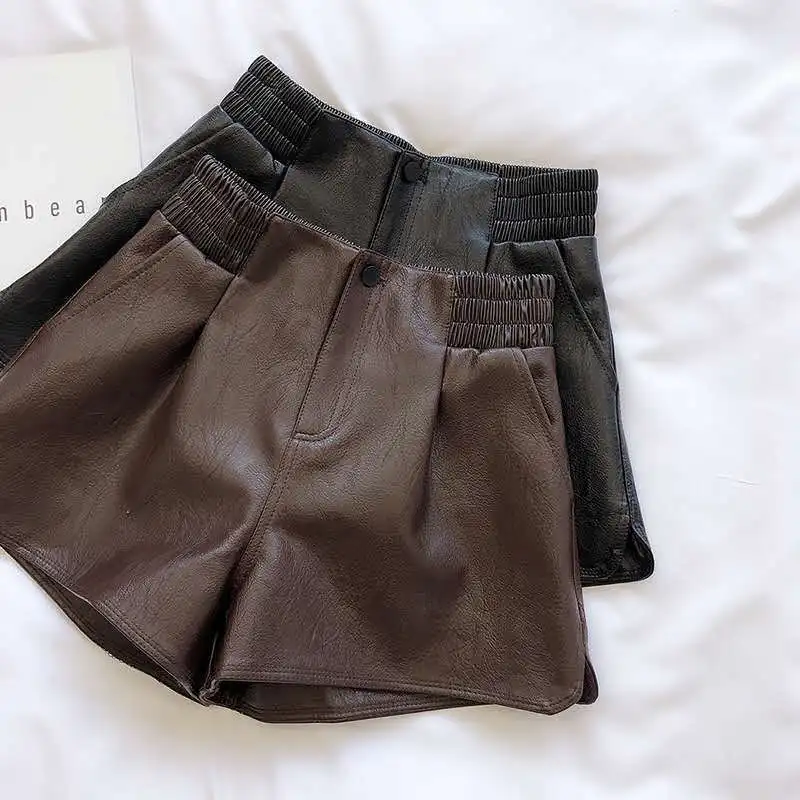 New Faux PU Autumn Winter Women Shorts Wide Leg Shorts High Waist Solid Color Shorts Women Chic Leather Short Trousers T417