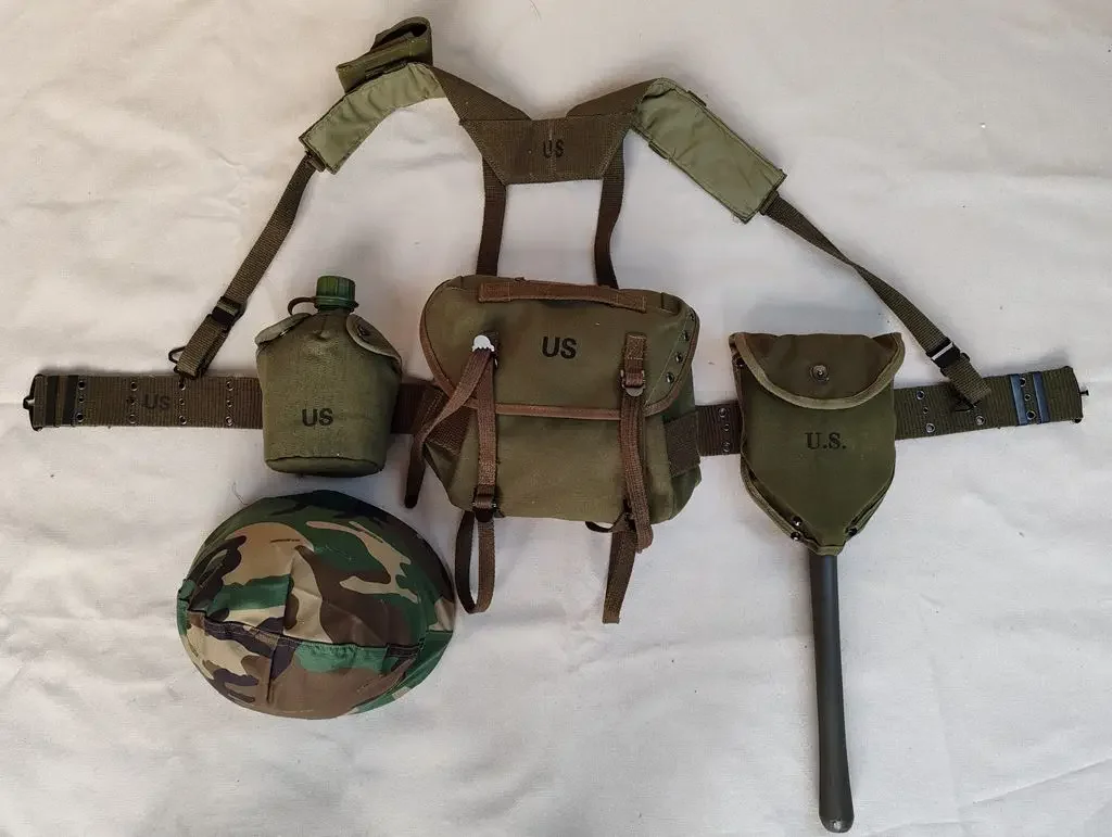 EARMY. military VIETNAM WAR WW2 US ARMY M1956  COMBAT FIELD GEAR PACKAGES Backpack M1943 SHOVEL M1 HELMET EQUIPMENT SET