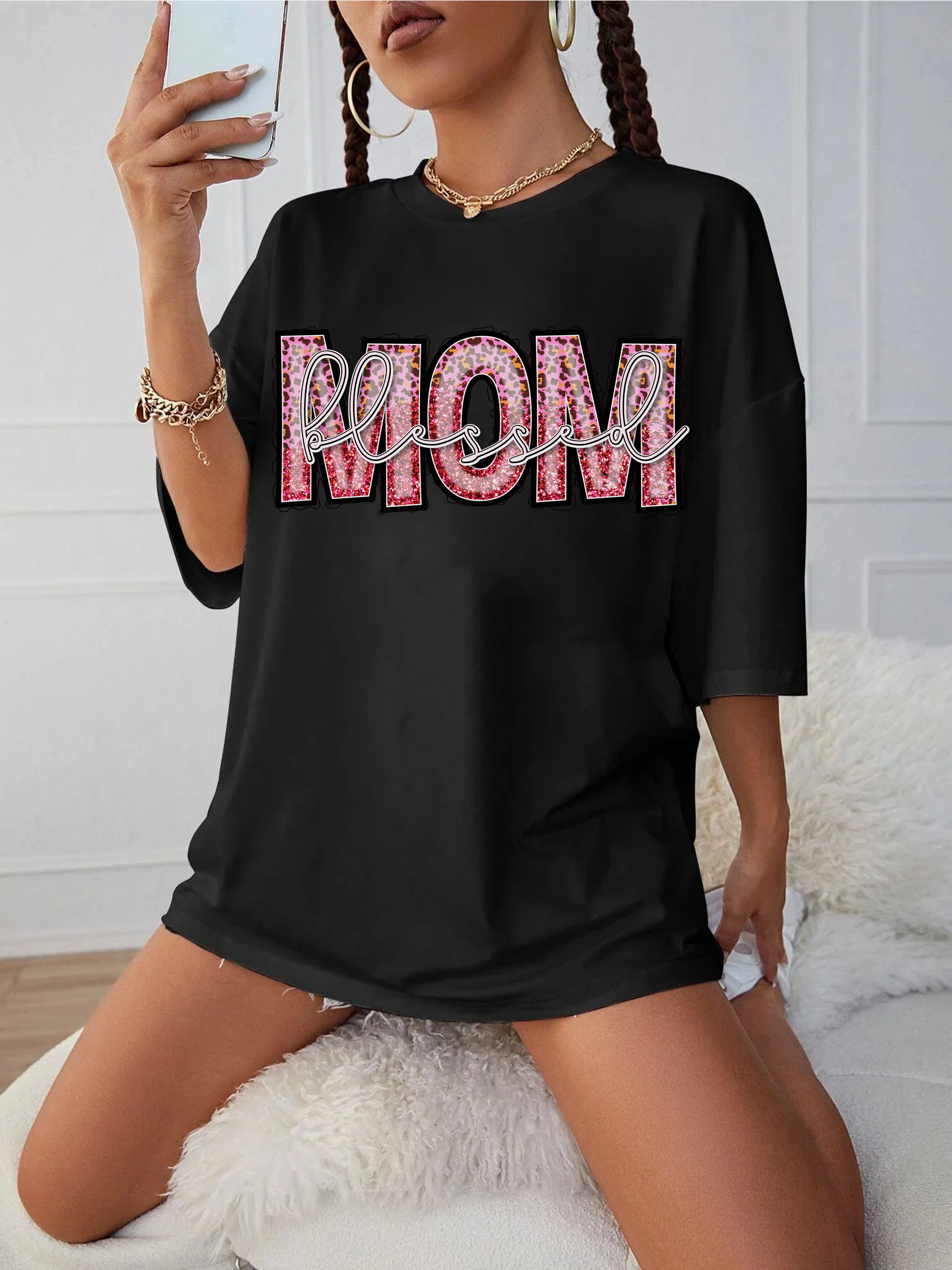 

Mom Blessed Sublimation Black Round Neck T-Shirt for Women Loose Fit Trendy Maternity Wear for Winter Late Pregnancy