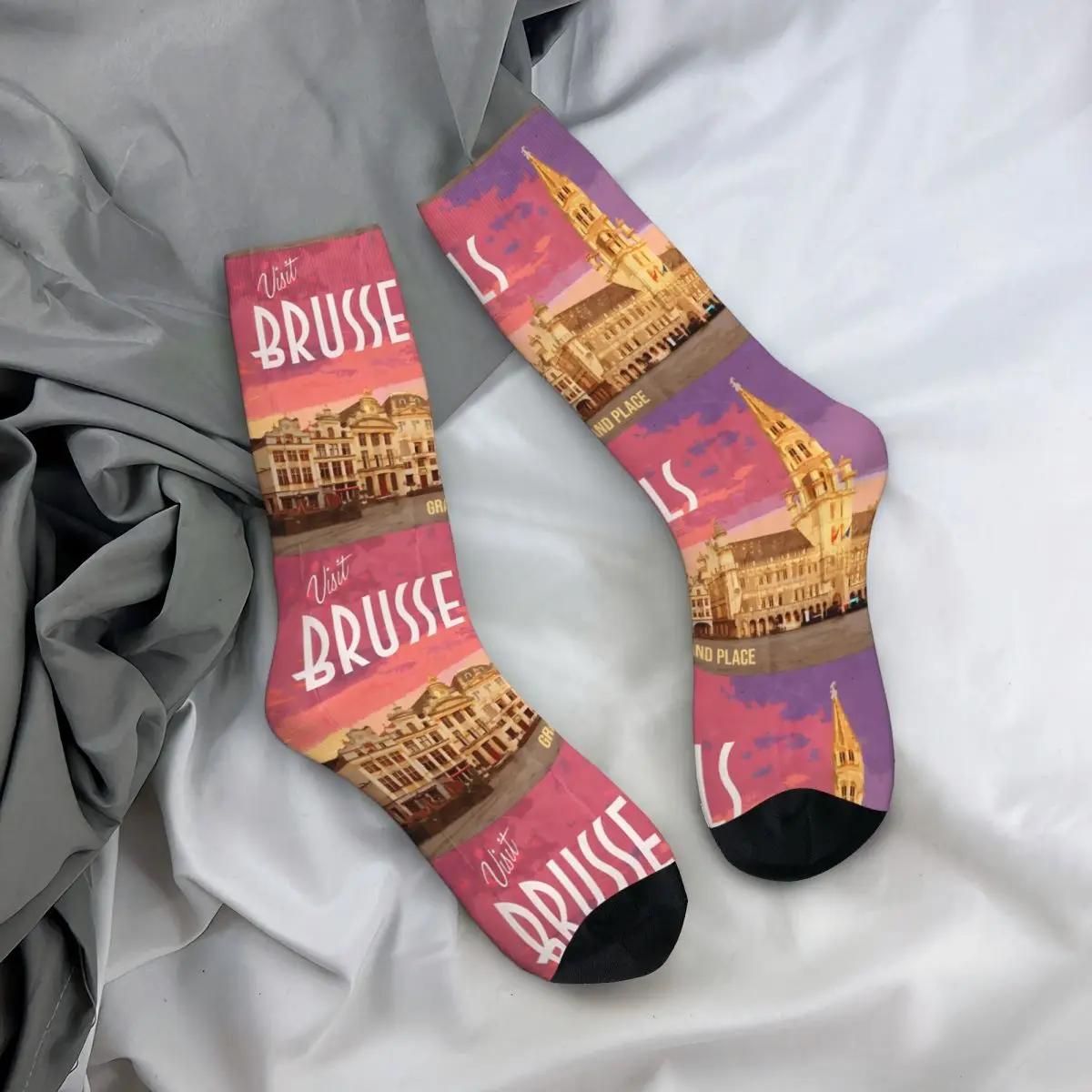 Belgium Vintage Looking Grand Place Brussels Tapestry Men's Socks Retro Harajuku Europe Street Style Novelty Seamless Crew Sock