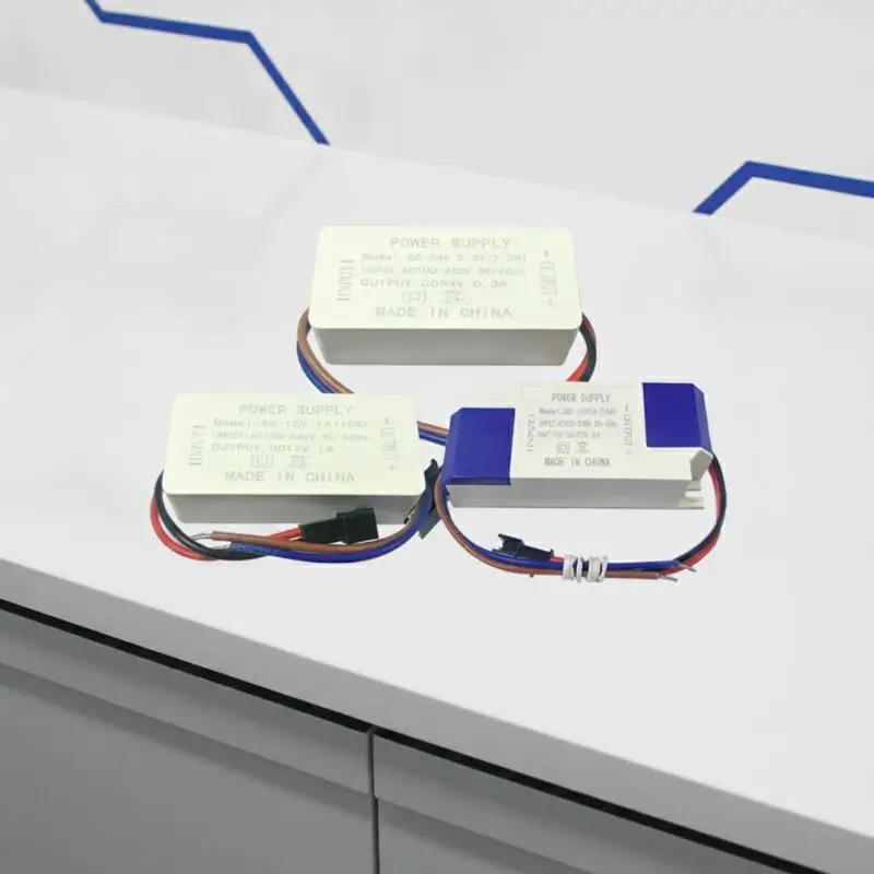 Easy Install Isolated Constant Voltage LED Driver 5W 24W AC100-240V to DC 5V 9V 12V 24V for DIY LED Lighting Projects
