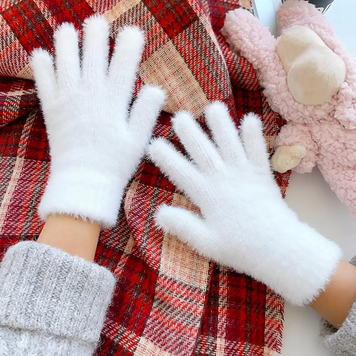 Fashion Winter Warm Soft Mink Velvet Five Finger Gloves Plush Fuzzy Cold-proof Gloves Women Outdoors Cycling Solid Color Mittens
