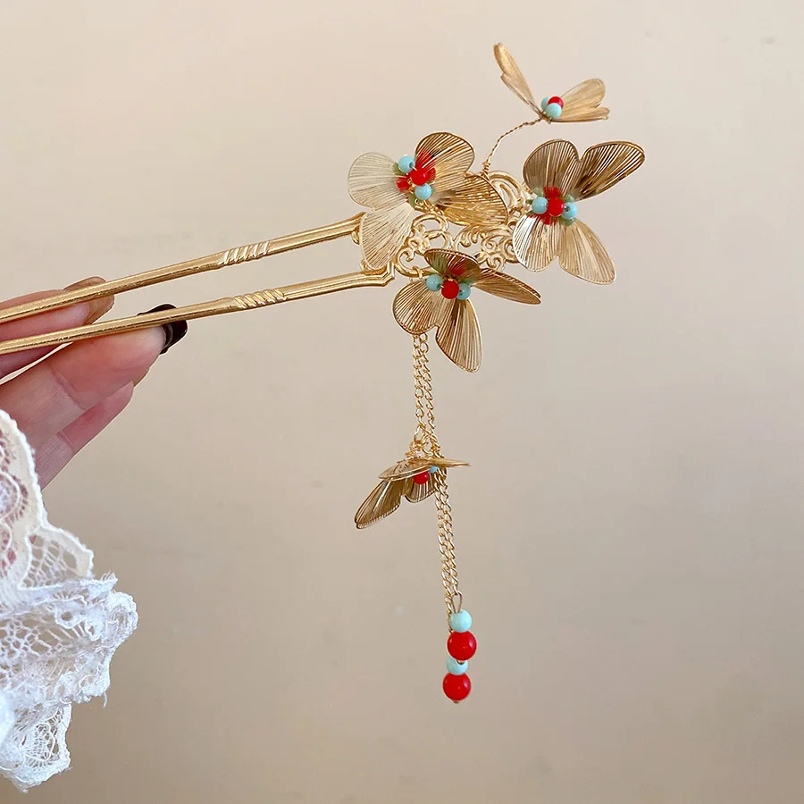 New Chinese Style Golden Butterfly Hair Pins for Women Red Glass Beads Tassel Hair Sticks Retro Charms Hanfu Cheongsam Hairpin V