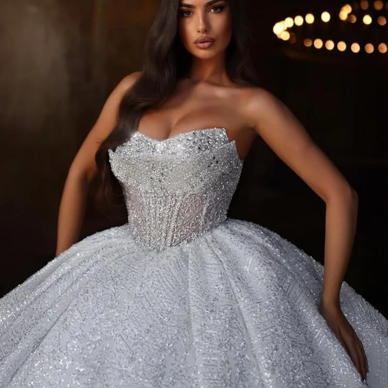 

Customized Shiny simple satin white Ball Gown Royal Wedding Dresses crystal applique Tull Long tail Made Robe De