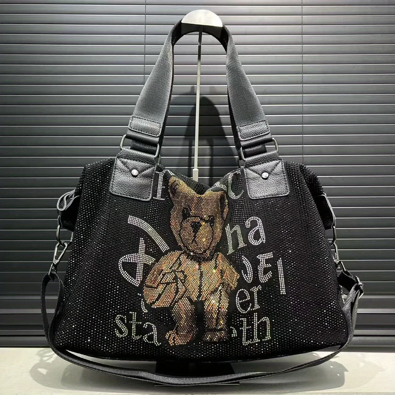 Ladies' fashionable and gorgeous diamond studded shoulder bag with elegant bear pattern, single shoulder crossbody bag