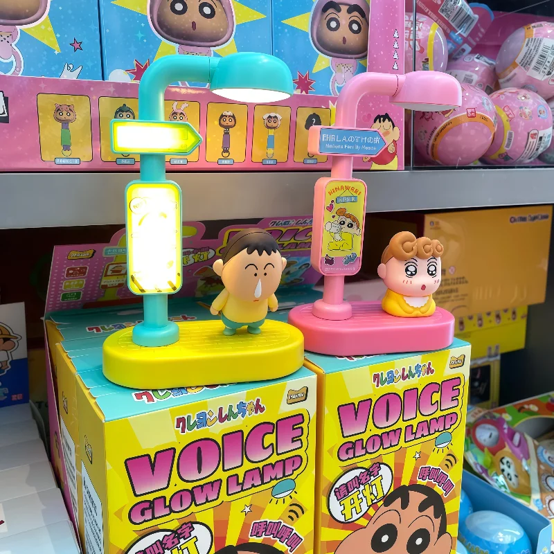 100% Asli Maihe Crayon Shin-Chan Lampu Suara Bercahaya Blind Box Mainan Kreatif Kotak Misteri ​ ​ Lampu Malam yang Diaktifkan dengan Suara ​   hadiah anak laki-laki