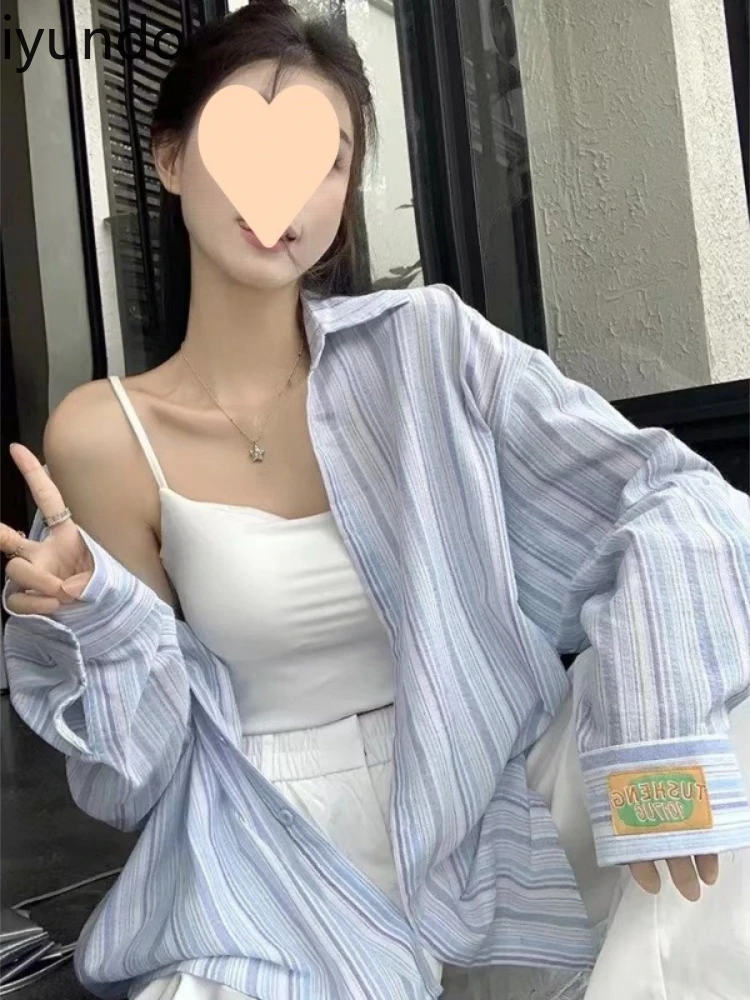 

Classic Hepburn Style Women's Cotton-Linen Vertical Stripes Shirt Loose Fit Summer Lightweight Blouse Breathable Casual Top