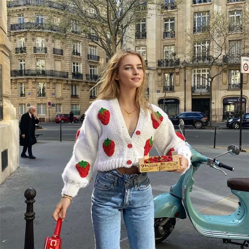 

2025 Autumn Winter Knitwears Women's White Strawberry Print Knit Cardigan Cropped Long Sleeve Top Casual Streetwear Woman Jumper