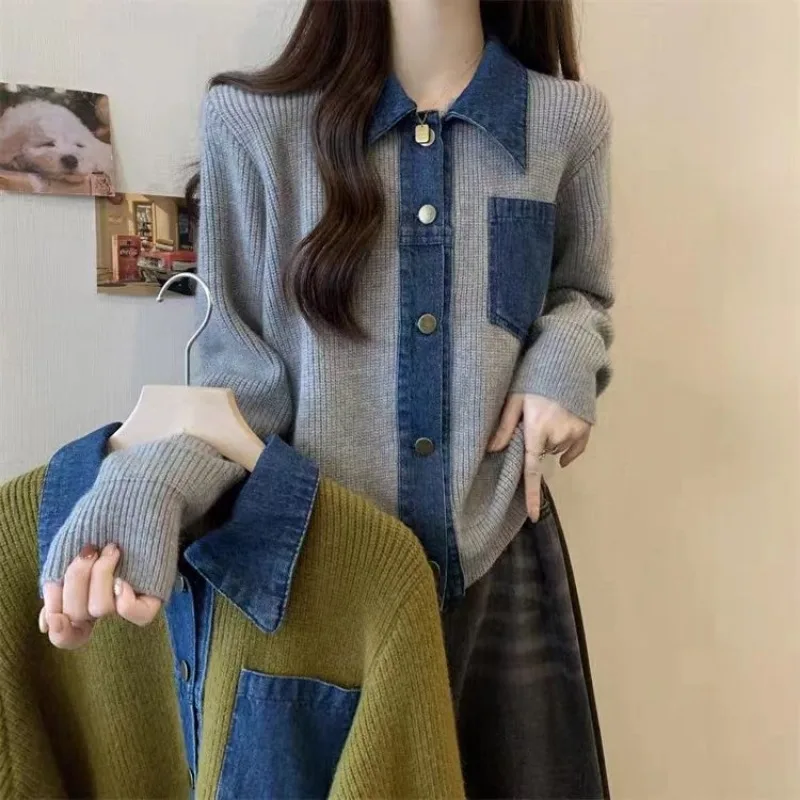 Design Sense Autumn Winter PoIo Collar Stitched Denim Knitted Cardigan Commuting Sweater Women\'s Loose and Thin Fashion Jacket