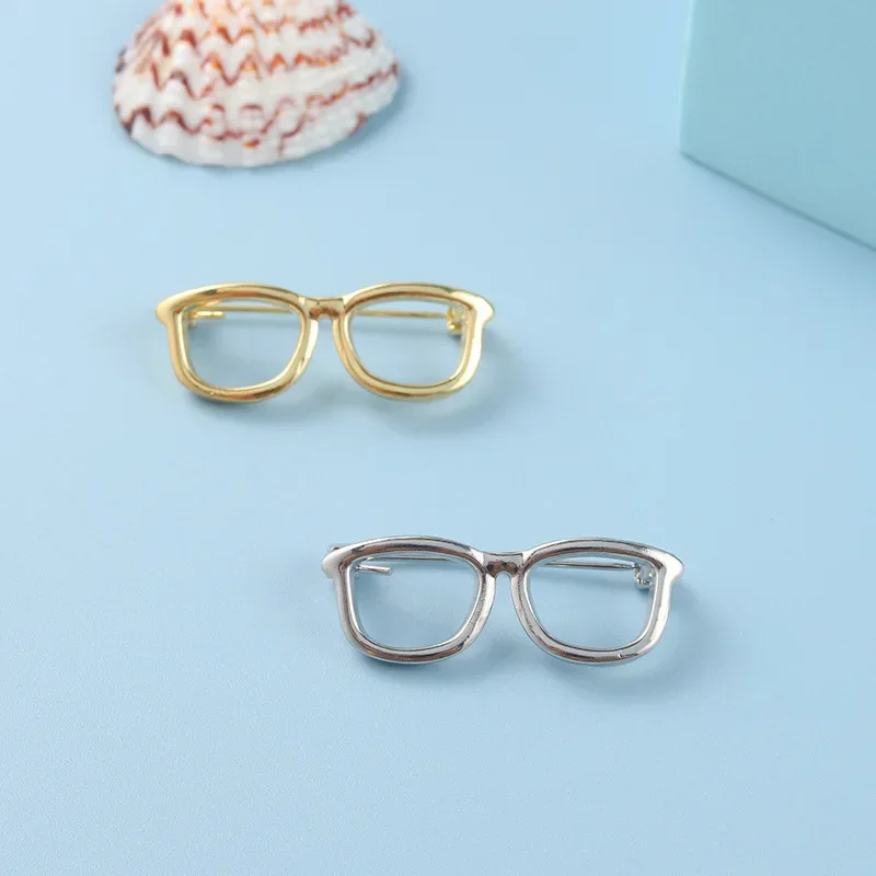 Label Pins Enamel Pin Golden Glasses Alloy Brooch Broches For Women's Clothing Metal Badges Gifts For Women Jewelry Pines