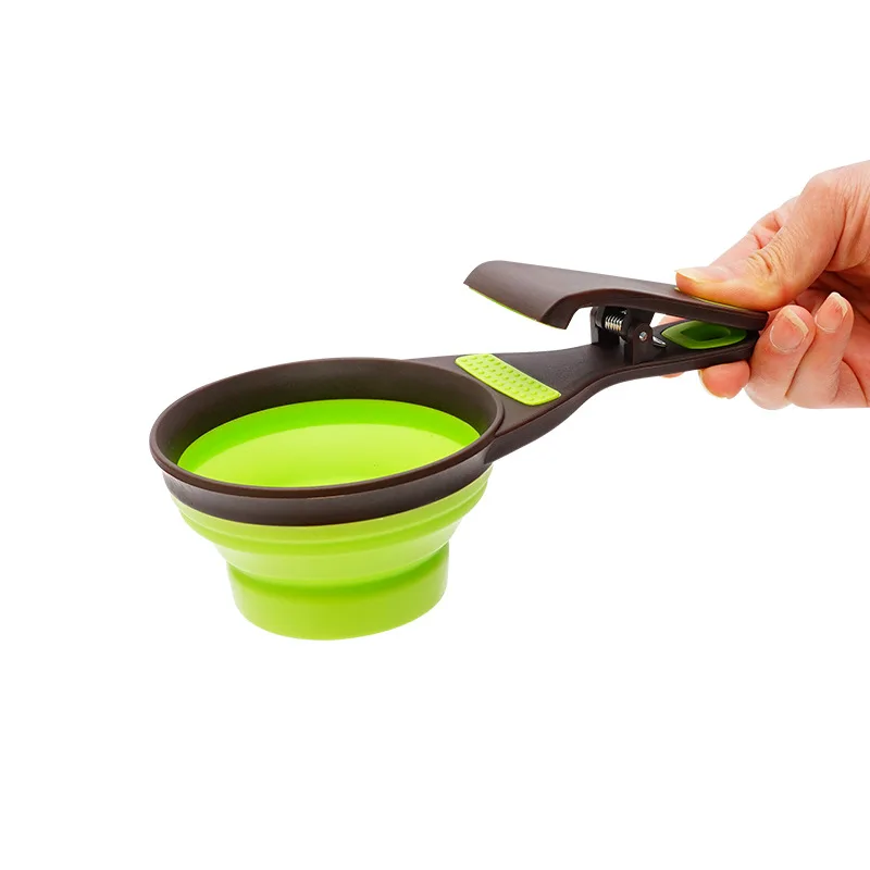 Folding Silicone Dog Bowl Feeder Portable Pet Food Container Measuring Cup Spoon Multifunctional Dogs Cats Feed Storage Clip