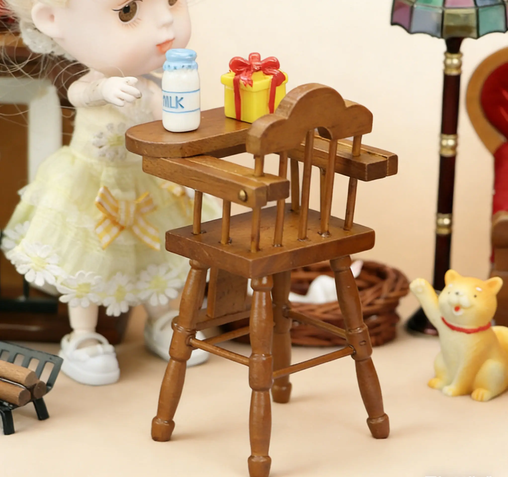 

2picecs"Top Rated 1:12 Dollhouse Miniature Furniture - Oak Brown Toddler High Chair for Dollhouse Dining Room Micro Scene Decor"