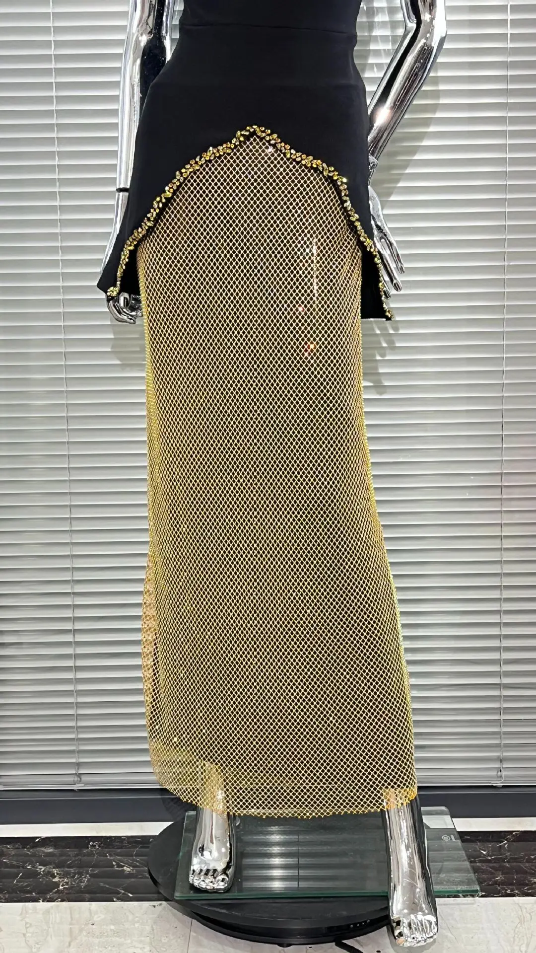 Sexy Diamonds Long Two Pieces Skirt Bandage Set Strapless Long Top And Glitter Net Skir Set Celebrity Sparkly Evening Party Suit