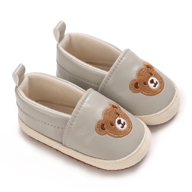 Spring and Autumn New Cute Cartoon Pattern Cloth Shoes · Comfortable Soft Bottom Stepping Shoes for Newborns