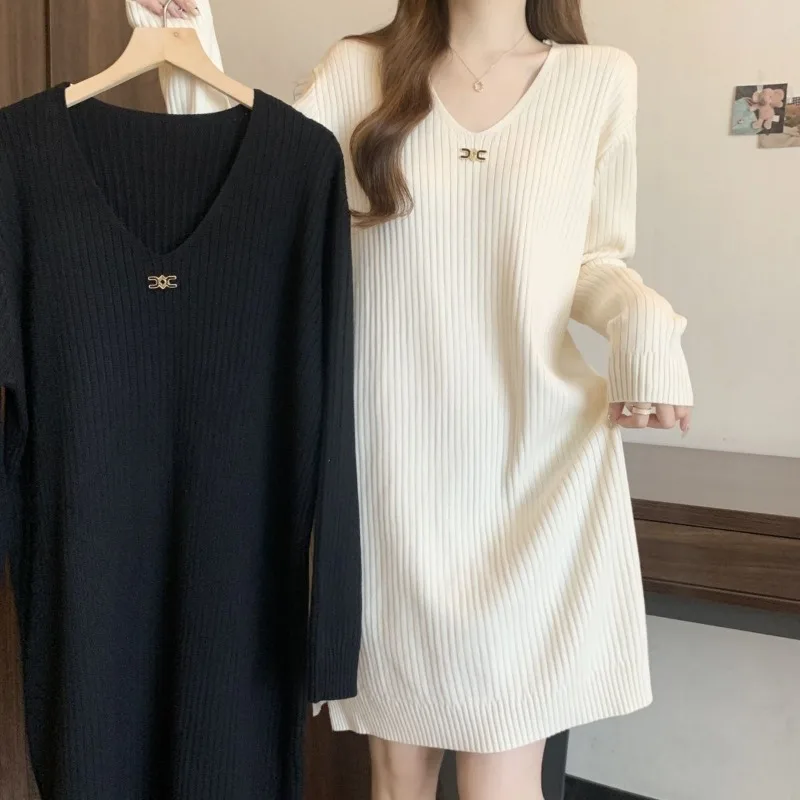 Women's Autumn and Winter New Style V-neck Large Size Loose Slim Knitted Base Skirt