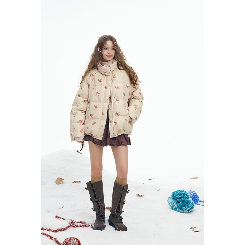 ELFSACK 2025 Winter Nieuwkomers Y2K Zoete Leuke Effen Rose Bow Grafische Hoodless Half Hoge Stand Kraag Korte Donsjack voor Wom