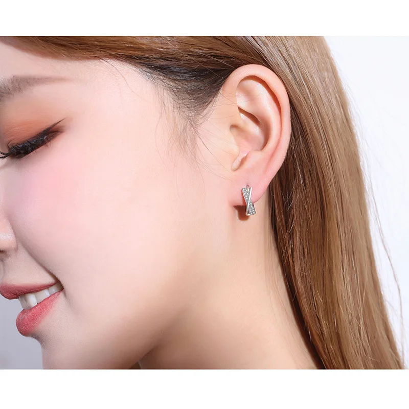 Women's 925 Sterling Silver Bow Pattern Stud Earrings
