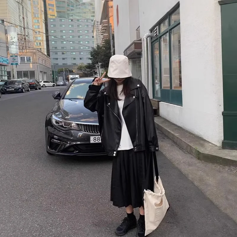 2025 abrigo de cuero suelto de ocio para las cuatro estaciones, chaqueta holgada de cuero PU a la moda para mujer, chaqueta estilo cremallera, Top Otoño Invierno