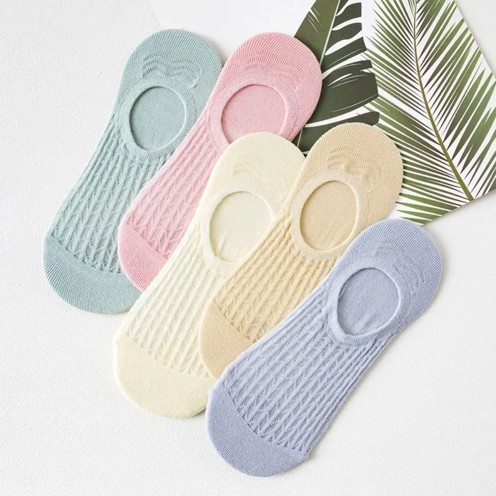 10Pairs شبكة مطاطية غير مرئية قارب الجوارب رقيقة عدم الانزلاق قصيرة الكاحل الجوارب العرق ماصة تنفس الجوارب القصيرة الصيف