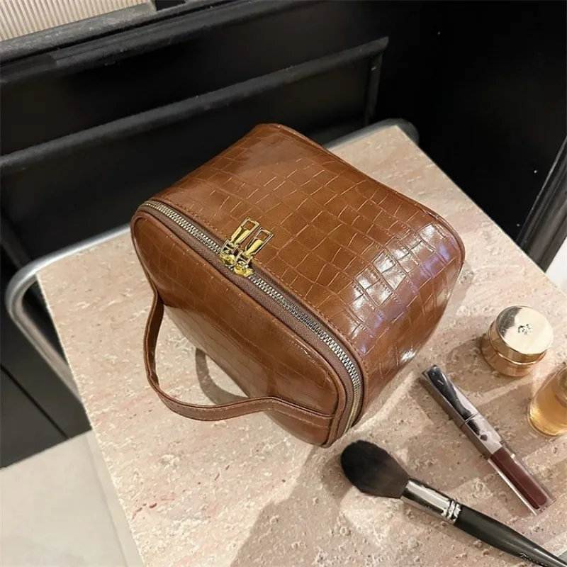 Original Retro Diaper Bag For Women Square Satchel With Letter Logo Best For Commuter And Leisure Business