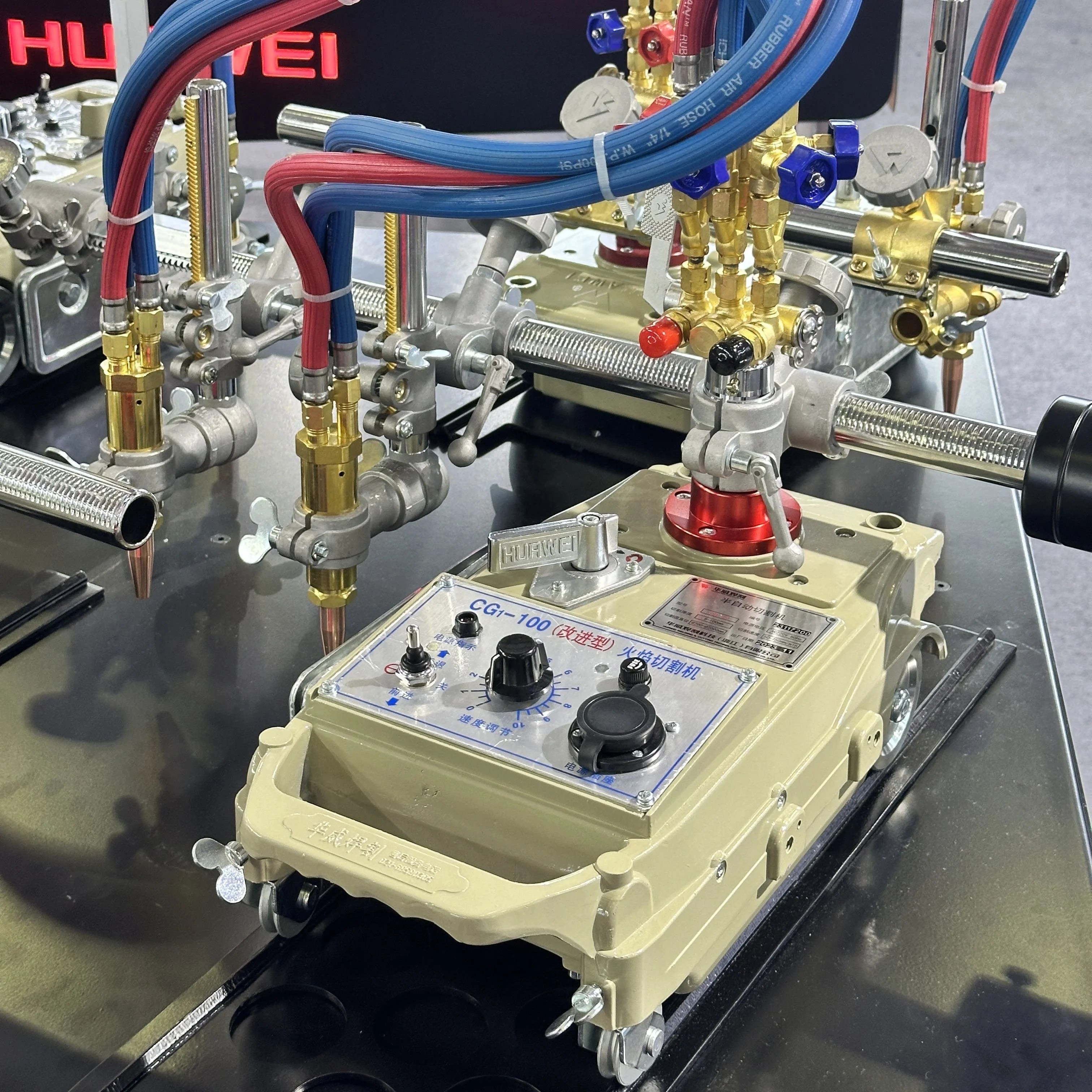 CG1-30 Famous Brand Automatic Gas Cutting Carriage Machine Linear  Cutter