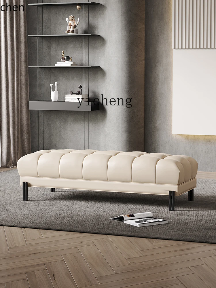 Stołek nocny HXL do sypialni, prosty skórzany stołek pod sofę, luksusowy skórzany stołek do zmiany butów, stołek z litego drewna.