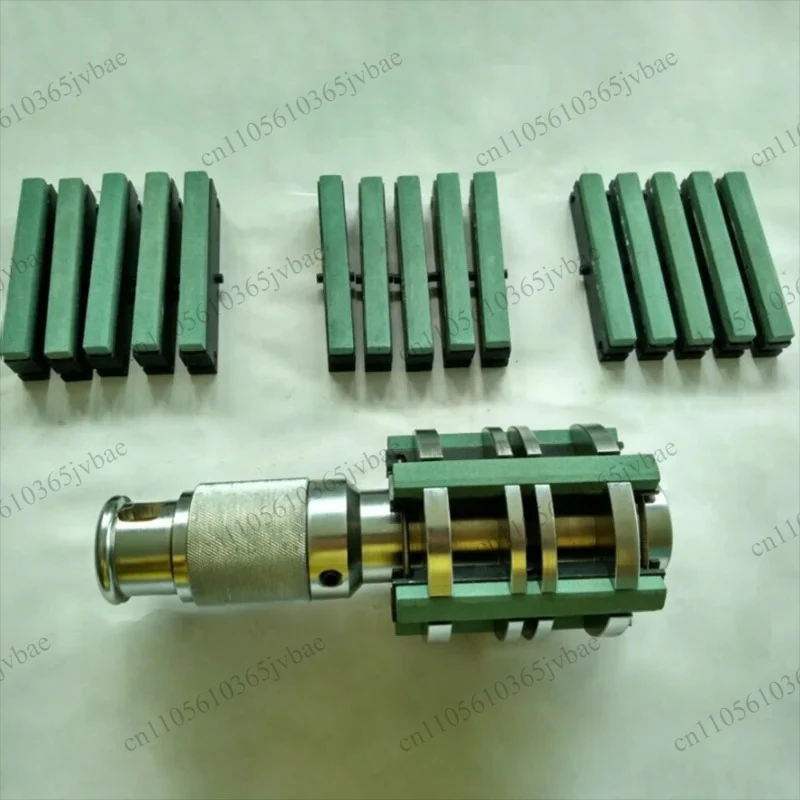 Multi-specification manual boring and grinding head cylinder liner repair and grinding tool 35-130mm adjustable