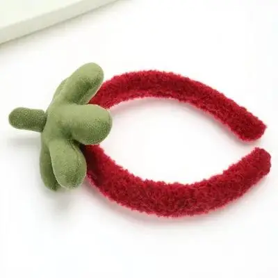 

Cute Skin Care Headbands for Women Soft Elastic Face Washing Band Spa Makeup Yoga Towel Hair Accessory Strawberry Design