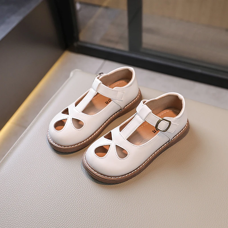 2024 summer new fashion simple big girl water drop hollow shallow mouth all soft soled small leather shoes