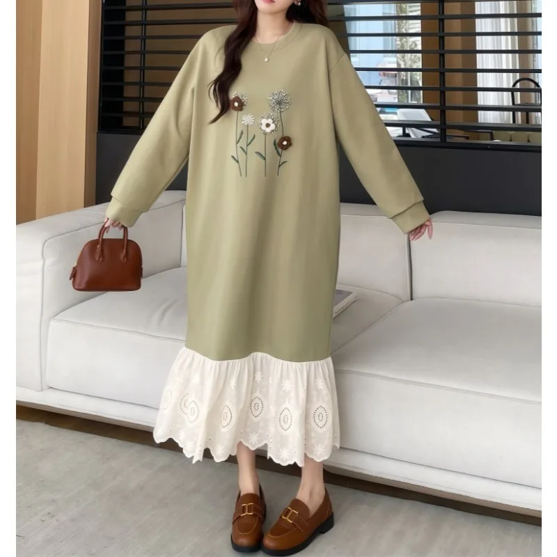 

Green High-end Loose Sweater Skirt Women's Autumn and Winter Embroidered Edge Long-sleeved Dress