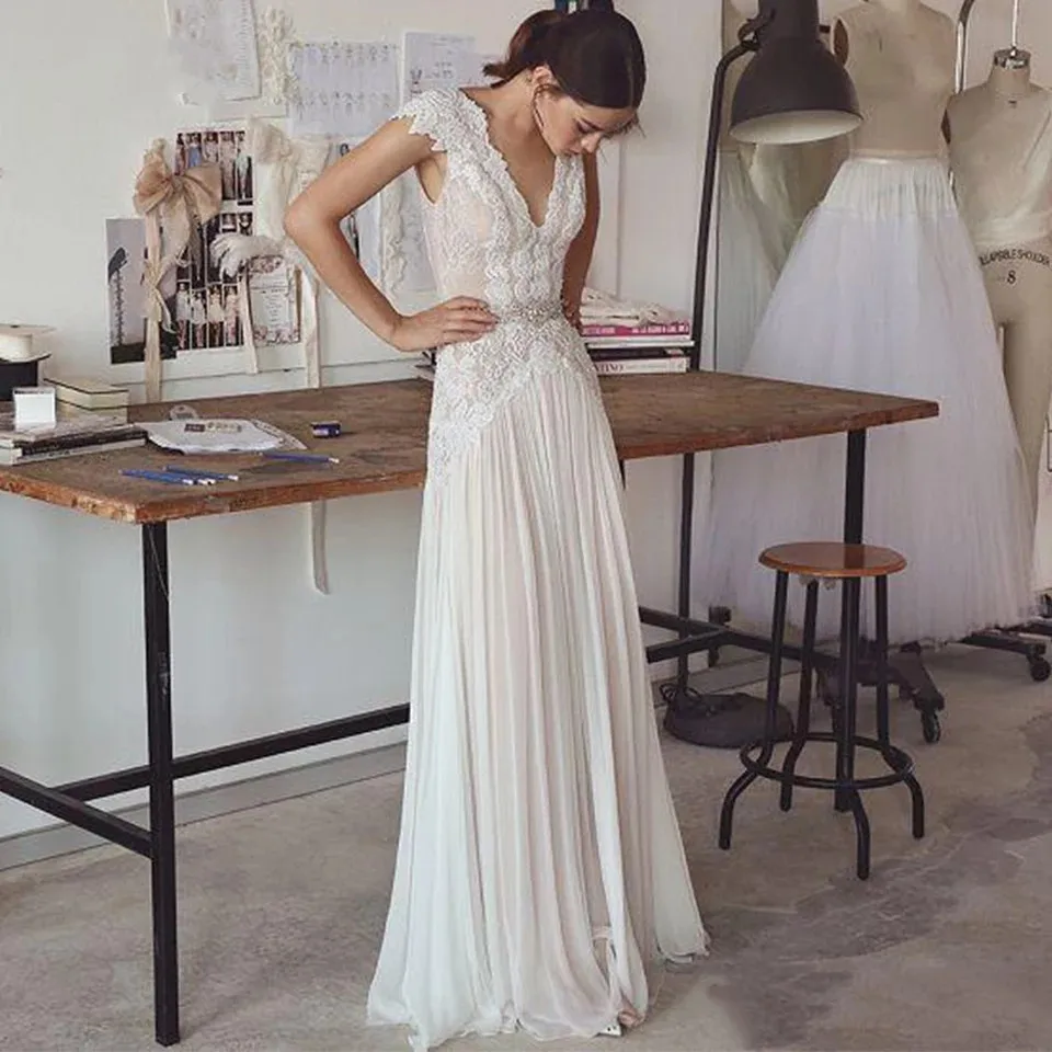 Bohemian Style Beach Dress A-line Simple V-Neck Backless Floor-Length Bridal Wedding Dresses