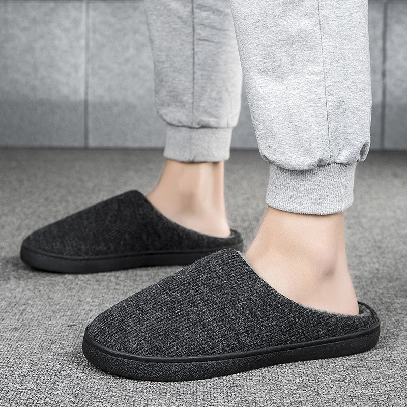 Zapatillas de algodón para el hogar para hombre y mujer, calzado cálido de felpa para interiores, zapatillas de plataforma antideslizantes, zapatos todo en paquete para invierno