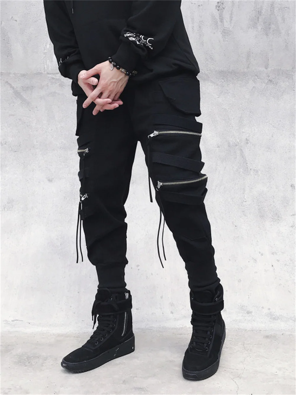 Harajuku Emo Black Cargo Pants Punk Pants Grunge Joggers Men Zipper Ribbon Jogging Techwear Autumn Korean Alt Clothes Male Jeans