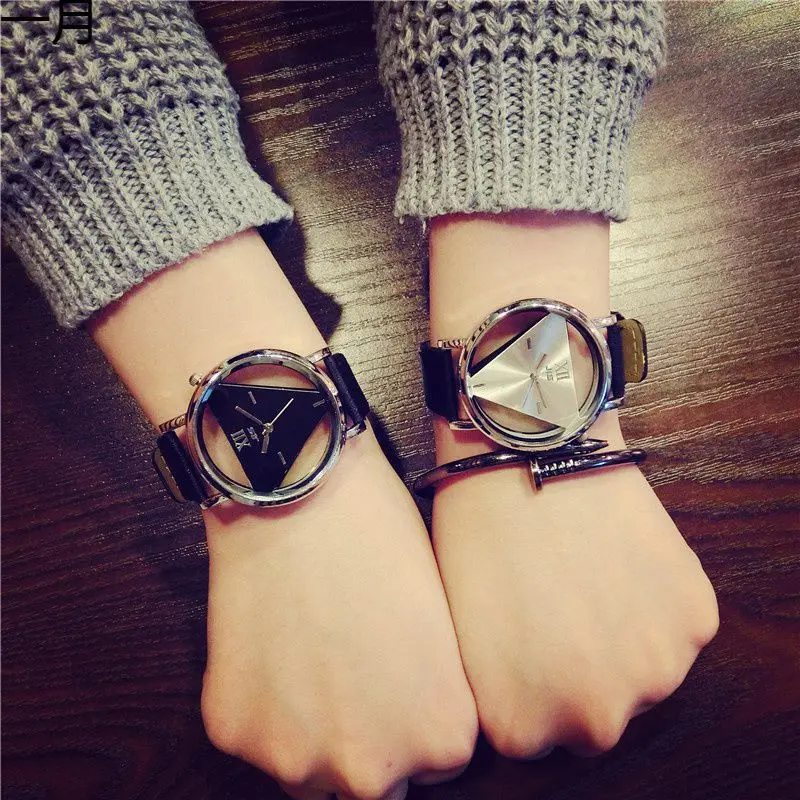 Fashion Simple Triangular Glass Watch Nail Bracelet Set Quartz Watch