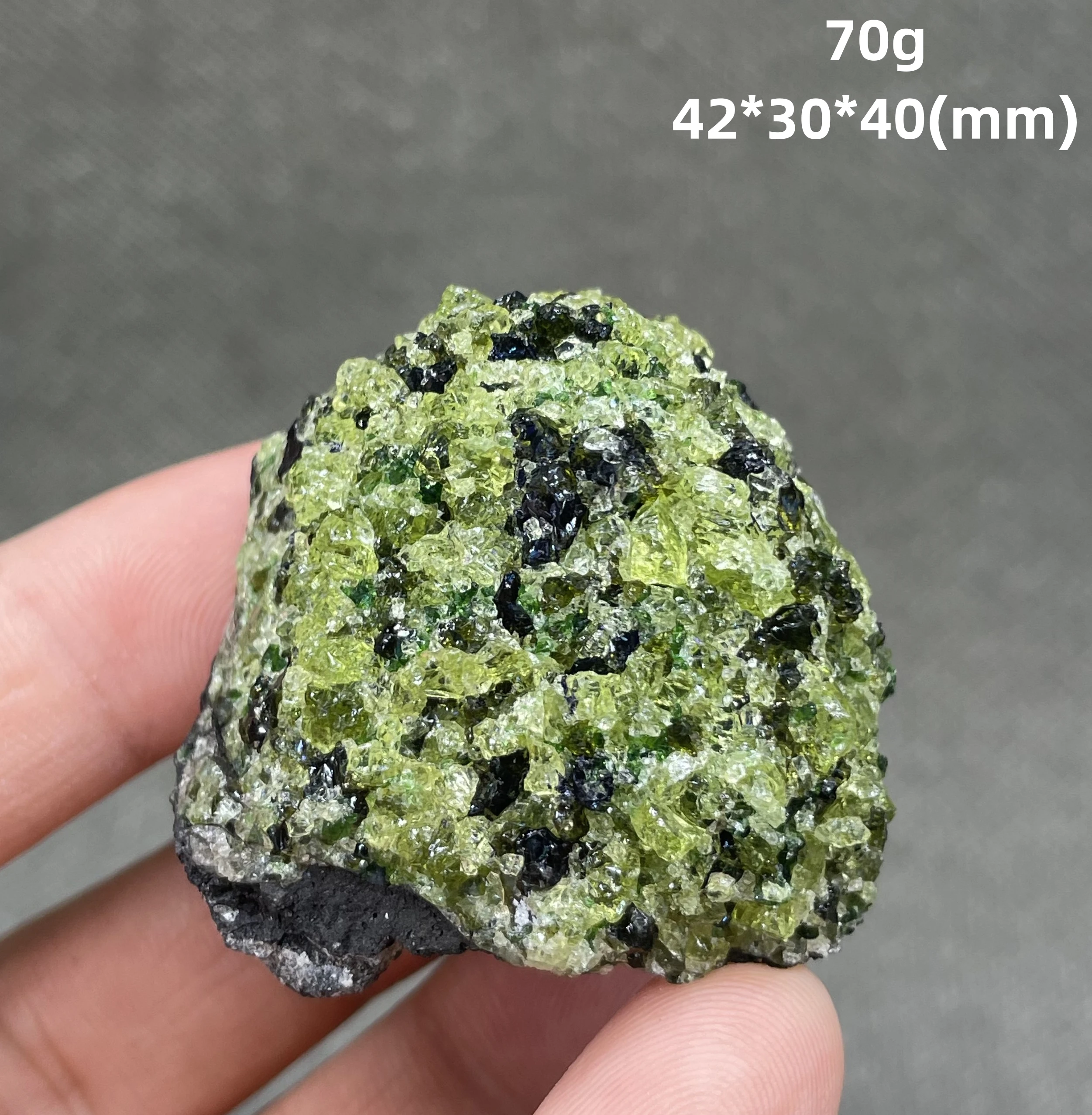 

NEW! 100% Natural Olivine Peridot mineral specimens stones and crystals quartz crystals