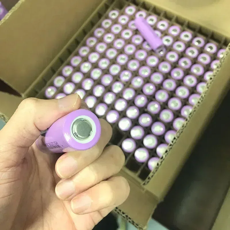 Nueva batería de litio 21700 3,7 V 4800mAh batería de coche eléctrico para batería de linterna móvil