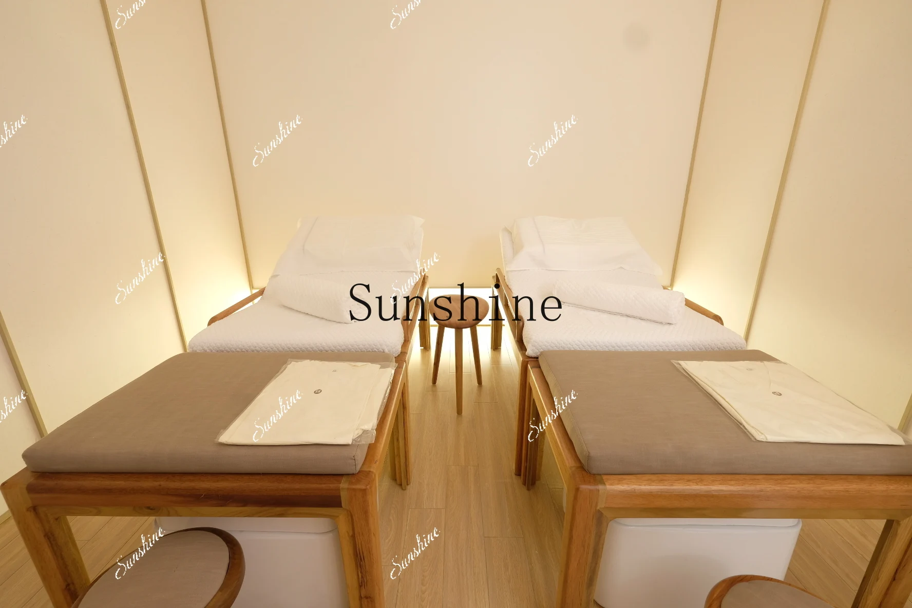 Special solid wood latex traditional Chinese medicine bone setting massage moxibustion bed for beauty salons  FT