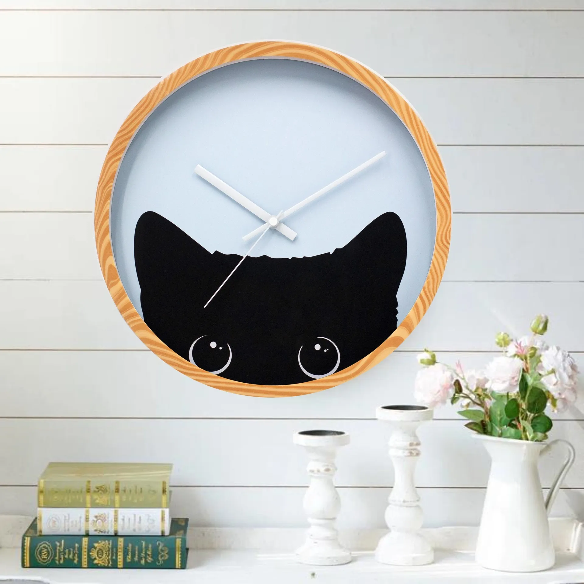 Modern Creative Imitation Wood Grain Wall Clock Home Decoration Simple Wall Clock Living Room Silent Clock