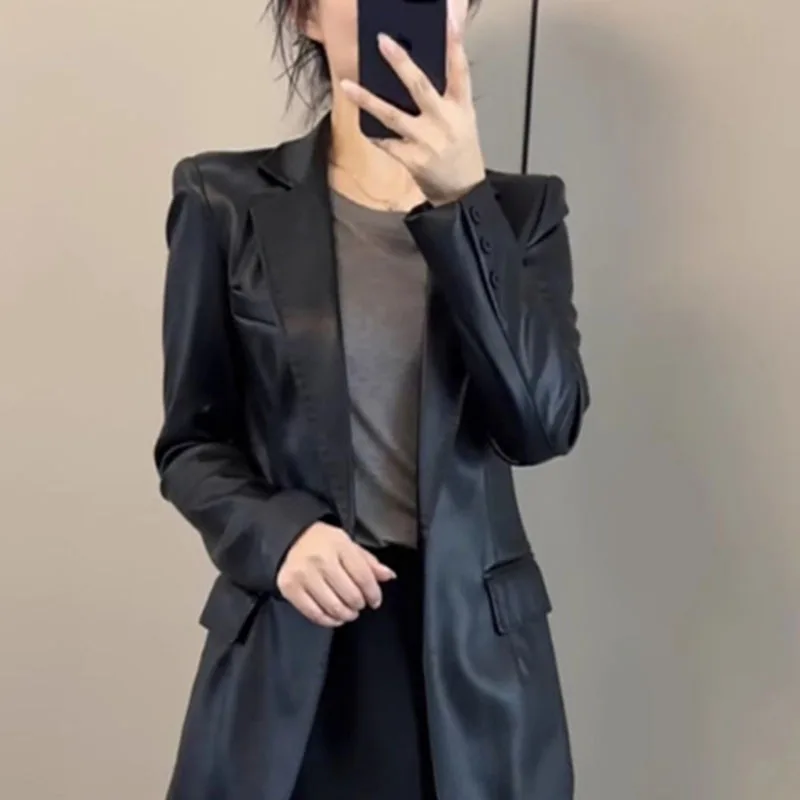 High End Black Leather Jacket for Women 2026 New Spring Autumn Fashion Slim PU Leather Suit Jacket Motorcycle Clothing